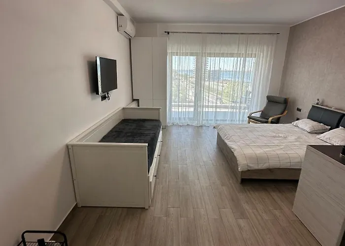 Iuliana 1 Casa Del Mar-mamaia Nord