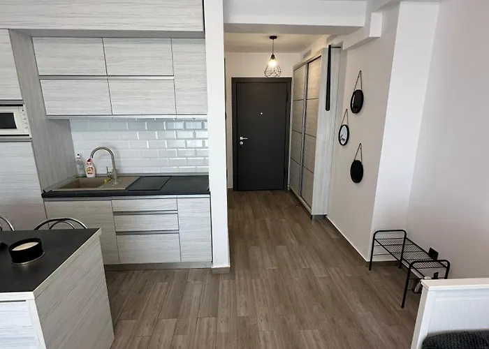 Iuliana 1 Casa Del Mar-mamaia Nord * 马马亚